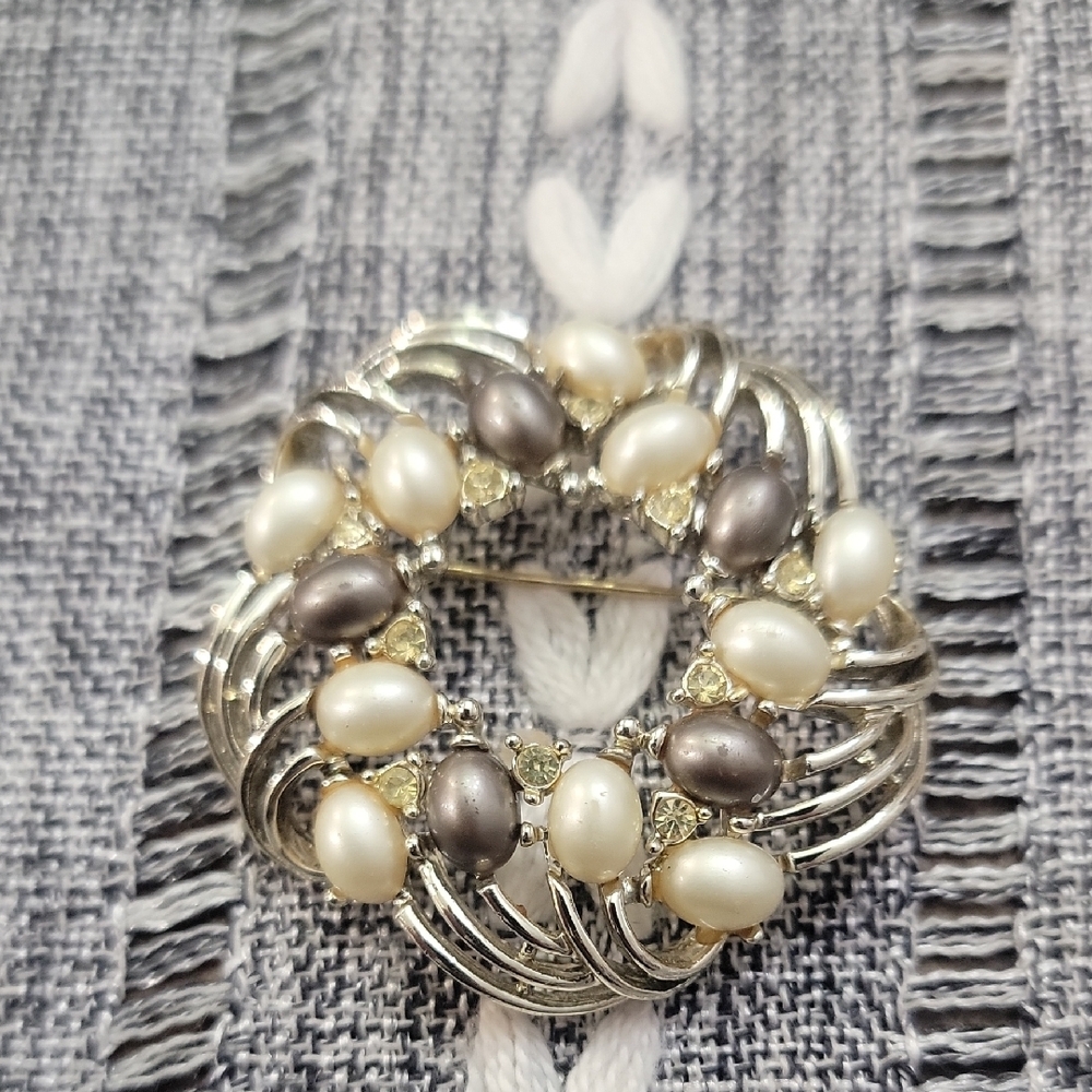 Vintage Signed MARBOUX BROOCH PIN